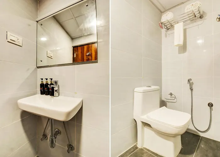 Super Townhouse Rcc Hotel Banjara Hills