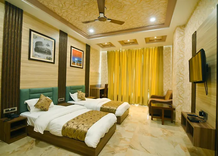 Hotel Trimurti Ayodhya