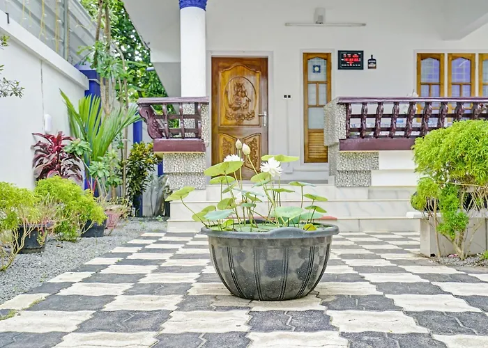 Oyo Flagship 81359 Xanadu Marari Villa