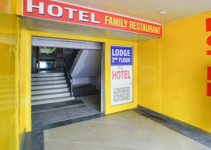 Spot On Swagath Tourist Home