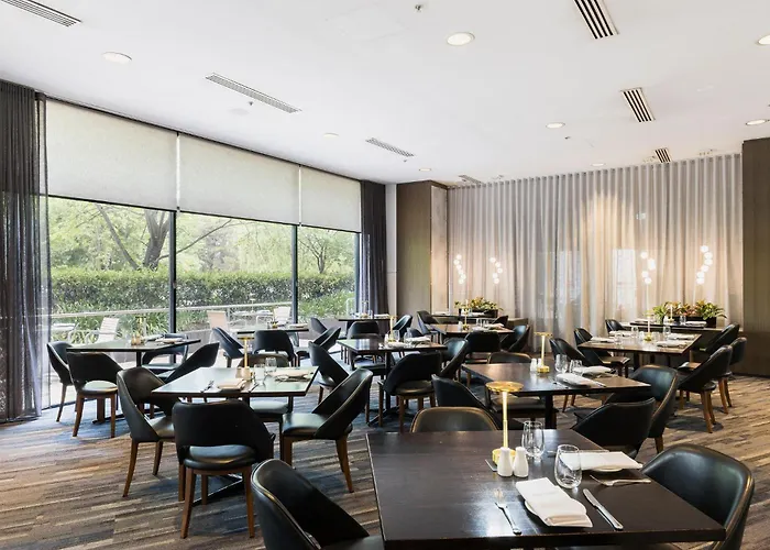 Crowne Plaza Canberra By Ihg