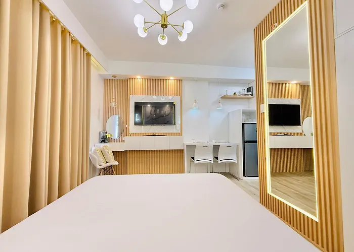 The Suite By The Hiltons