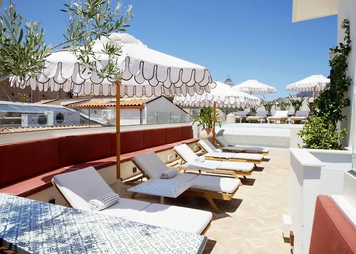 Casa Nostra Luxury Suites & Spa