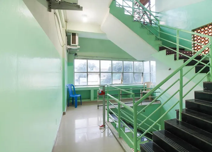 Hotel O Royal Residency