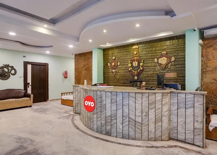 Hotel O Sree Simran Palace