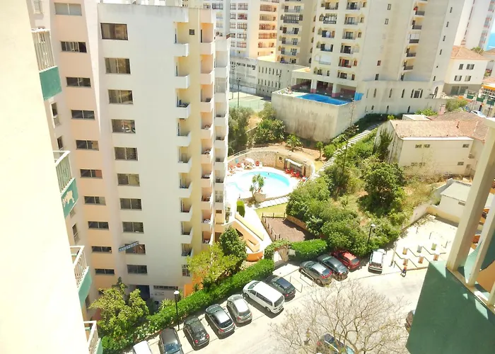 Squash Club Apartamentos