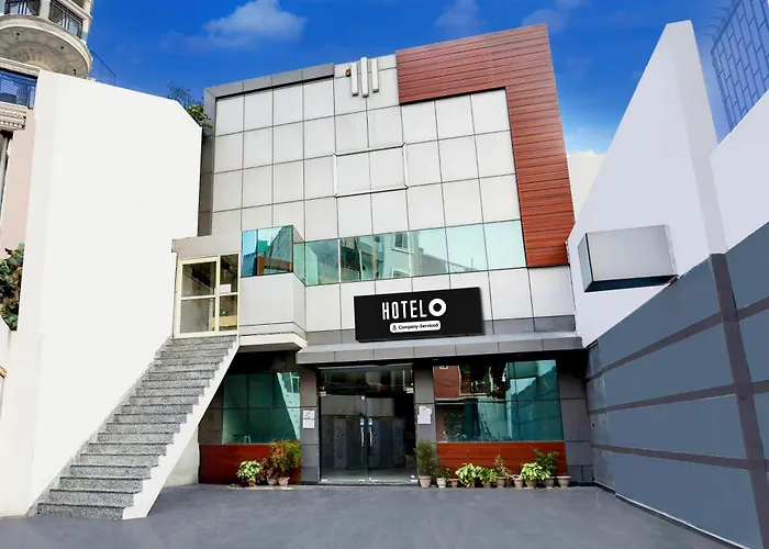 Super Hotel O Rohini Sector 20 Mait Formerly Maharaja Grand