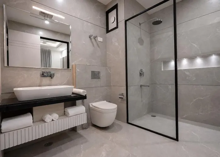 Hotel Elinor By Dazzling Hotels & Resorts
