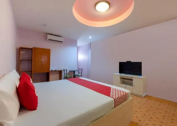 Oyo 1070 Paradise Resort