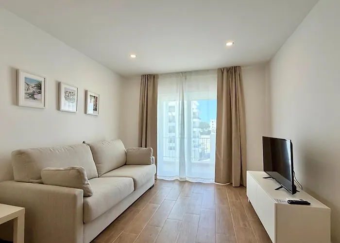 The Navigator - Ocean Heights & Residences