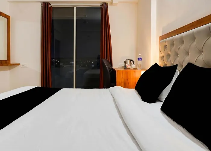 Super Townhouse Lohegaon Near Pune Airport Formerly Landmark Regency