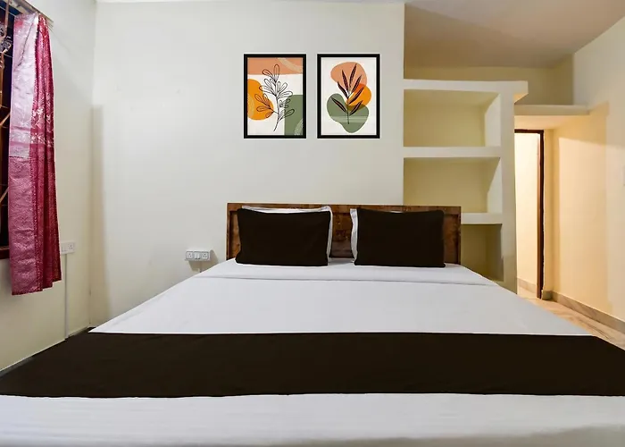 Super Hotel O Khandagiri Near Dn Regalia Mall