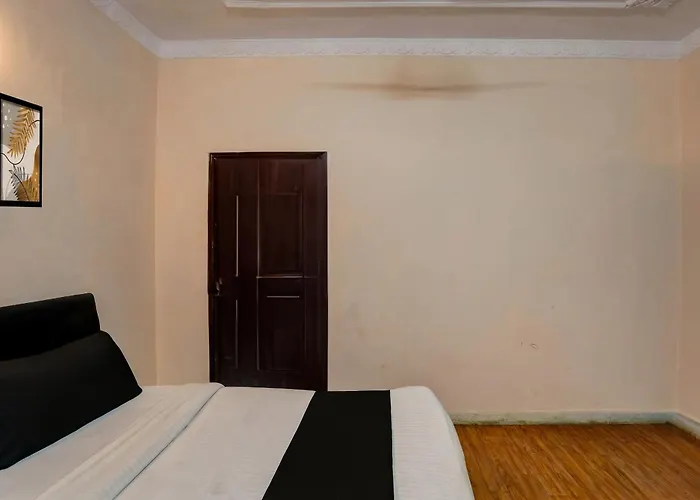 Super Hotel O Tyagi Road Near Prince Chowk Formerly Hotel Prabhu