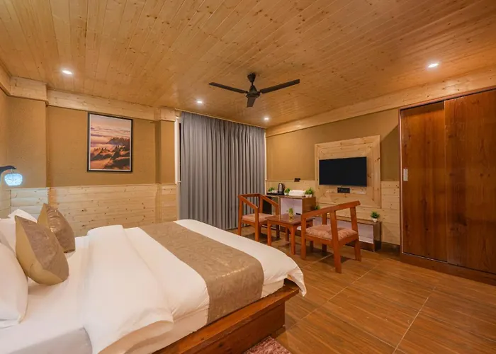 The Charvi Retreat I Vacations I Conference I Mice I Family Events I Open Air Terrace I Sky Bonfire I Wooden Rooms With Pvt Balconies I Kufri By Exotic Stays