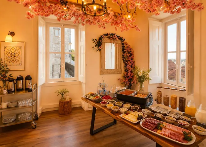 Happy Sintra Inn Guesthouse & Breakfast