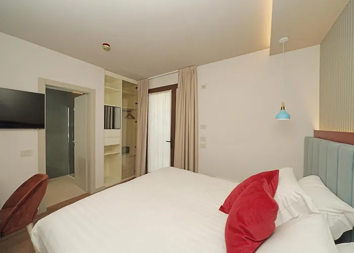 Hotel Unico By Dori