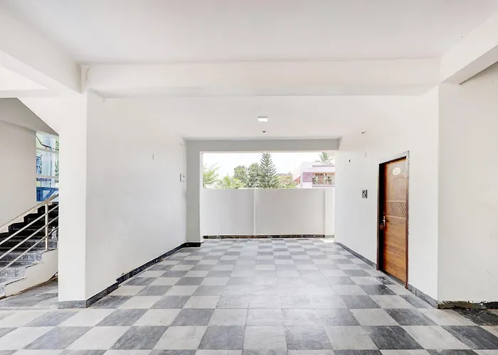 Hotel O Madhava Residency