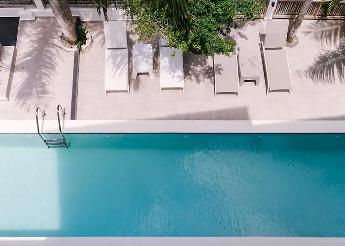 Kainos Tropical Boutique Hotel