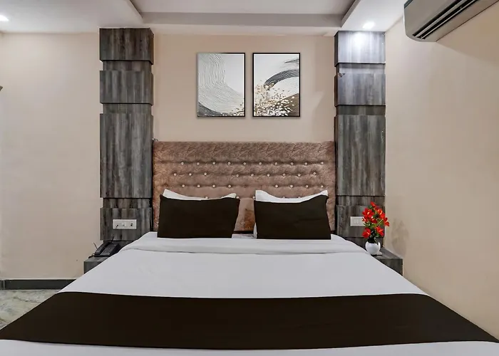 Super Townhouse Central Prayagraj Bus Terminal Formerly Amba Palace