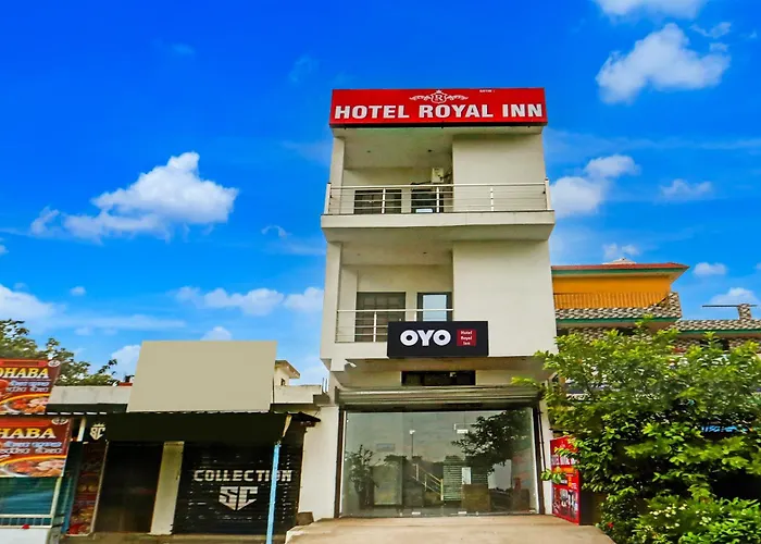 Spot On Hotel Royal Inn
