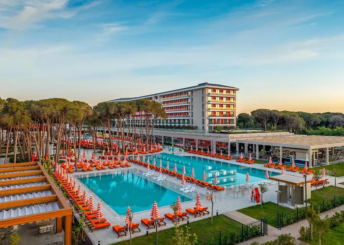 Trendy Perge Resort&Suites