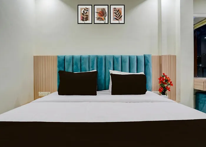 Super Oyo Townhouse Oak Prayagraj Allahabad University-Railway Junction Formerly Ballians