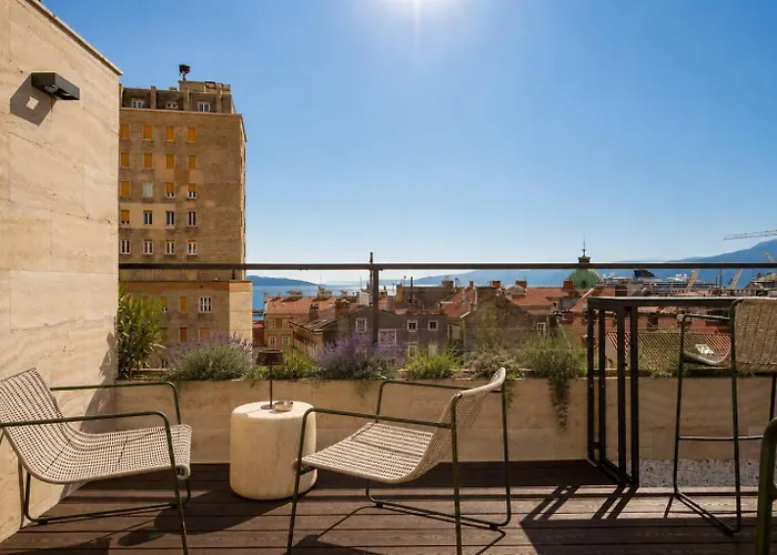 Boutique Hotel Opera