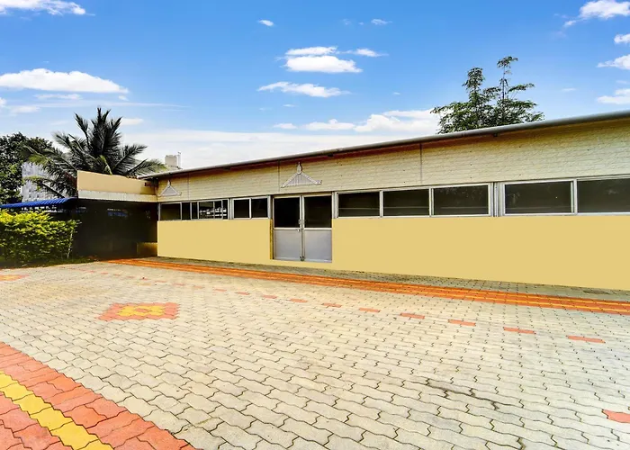 Collection O Thirukadaiyur Bus Terminal Formerly Royal Sri Amirthayoga