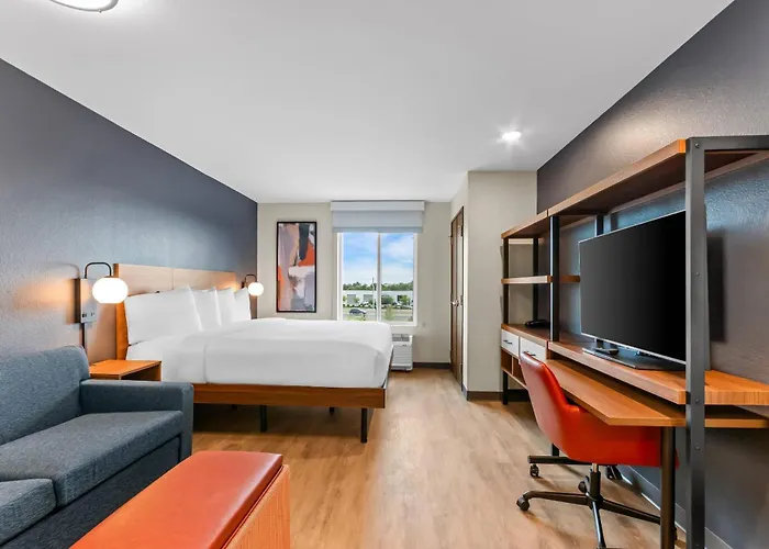 Everhome Suites Panama City Beach - 30A