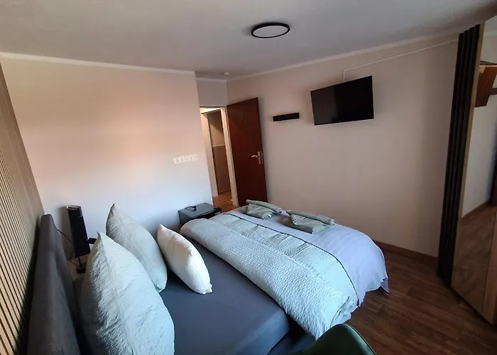 Step In Apartments !