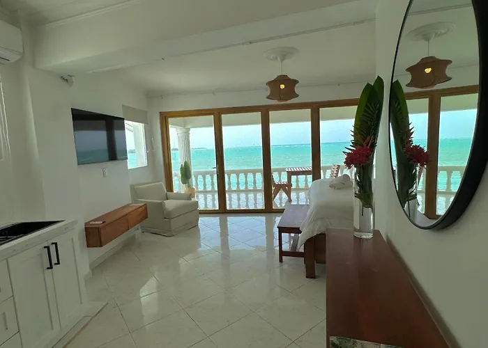 Ultra Infinity Hotel