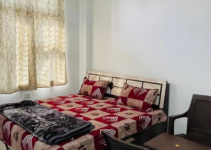 Hotel Devansh , Niwai