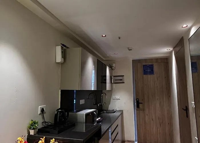 Bee Home Stay