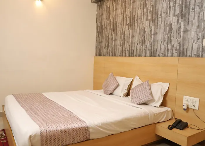 Luxury Rooms By Hotel Hari Palace