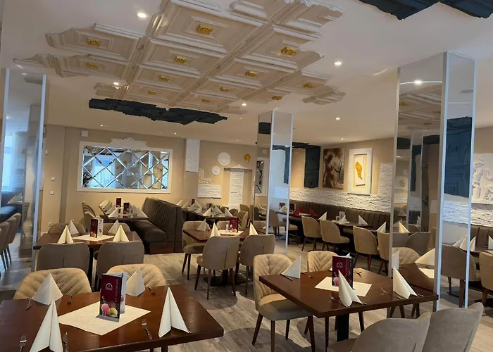 Helena Hotel & Restaurant