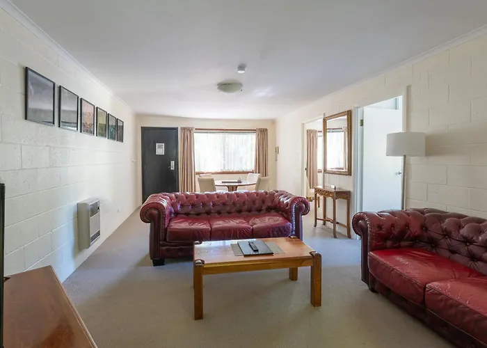 Grosvenor Court Apartments