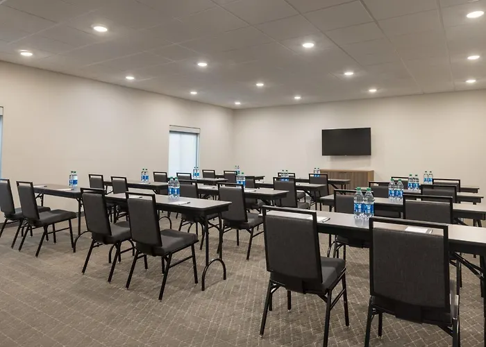 Garner Hotel Denver Airport Area