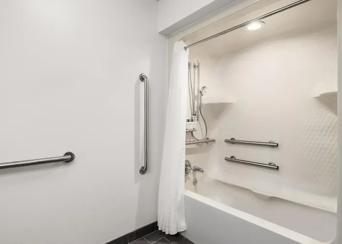 Garner Hotel Denver Airport Area