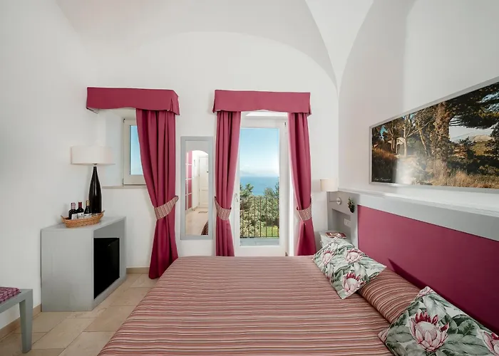 Capri Wine Hotel