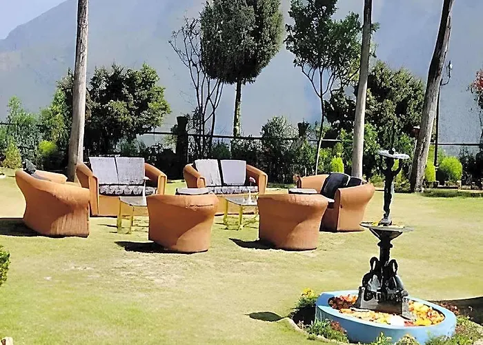 Classic Hill Top Resorts Chamba