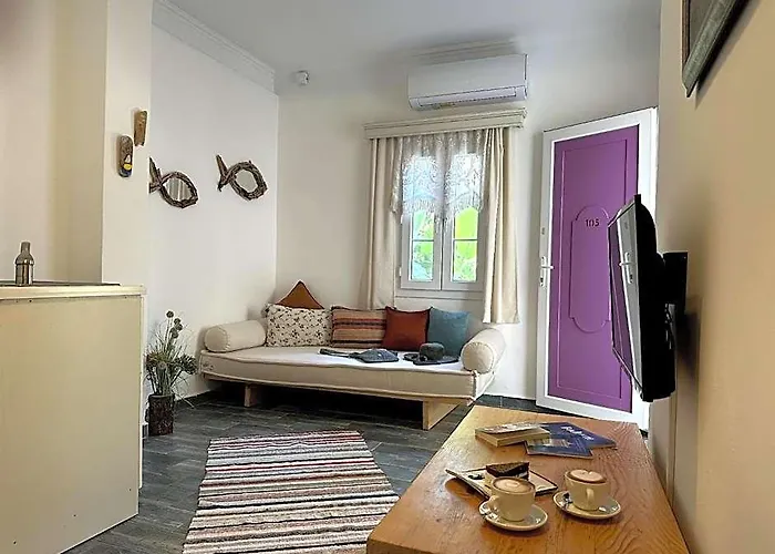 Kefi Beach & Suites