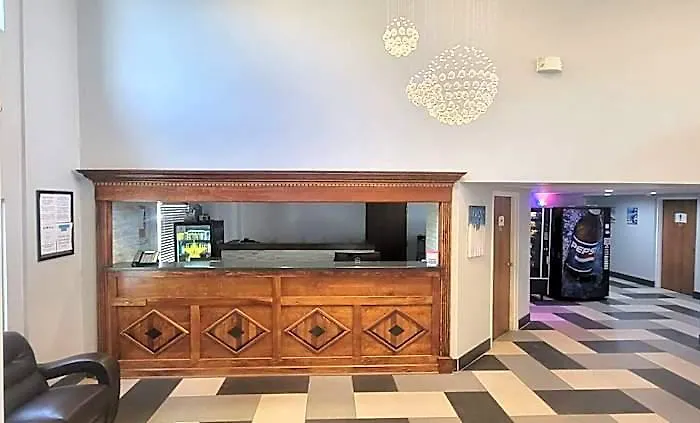 Econo Lodge Akron Gilchrist Road