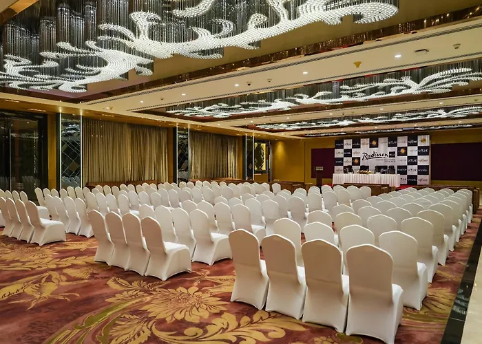Radisson Blu Towers Kaushambi Delhi Ncr