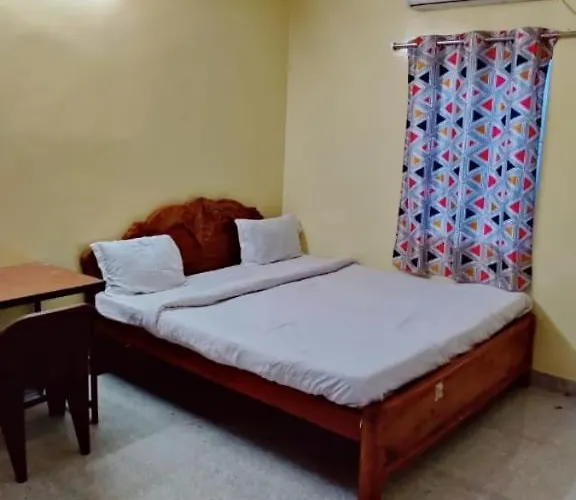Spot On Senapati Inn Khandagiri