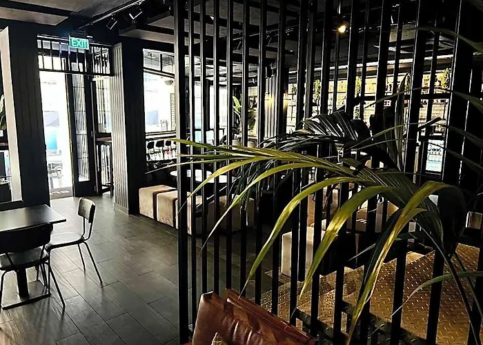 Block Hotel