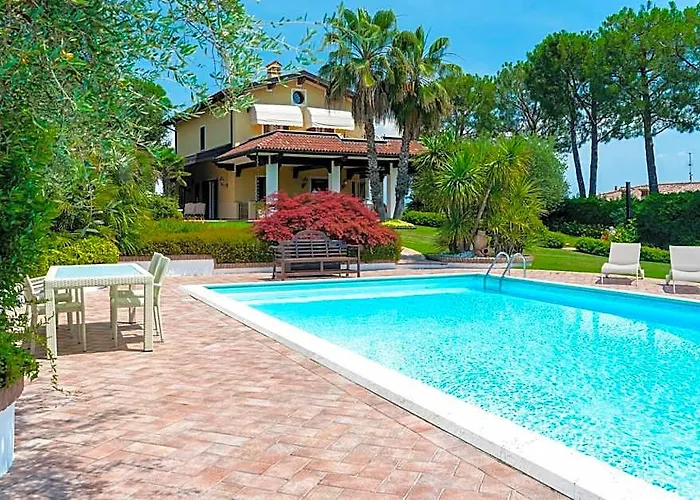 Villa Elena Elegante Villa Vista Lago Con Piscina