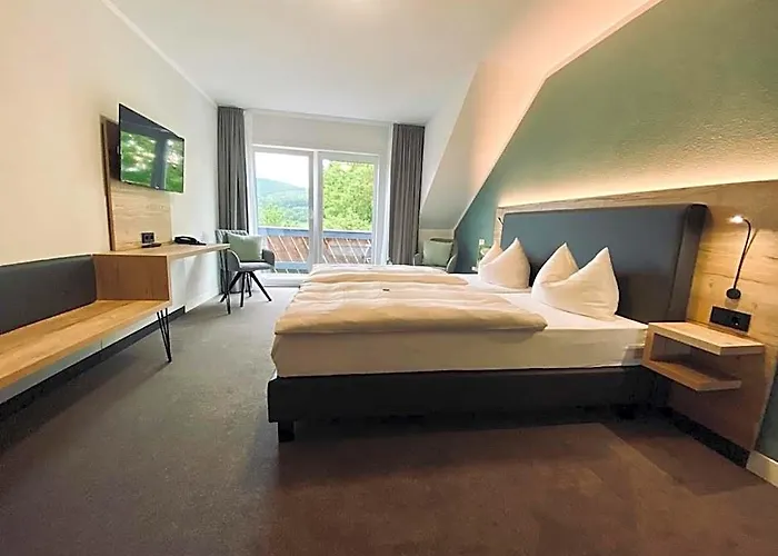 Hotel & Restaurant Kronenhof Am Weser-Radweg