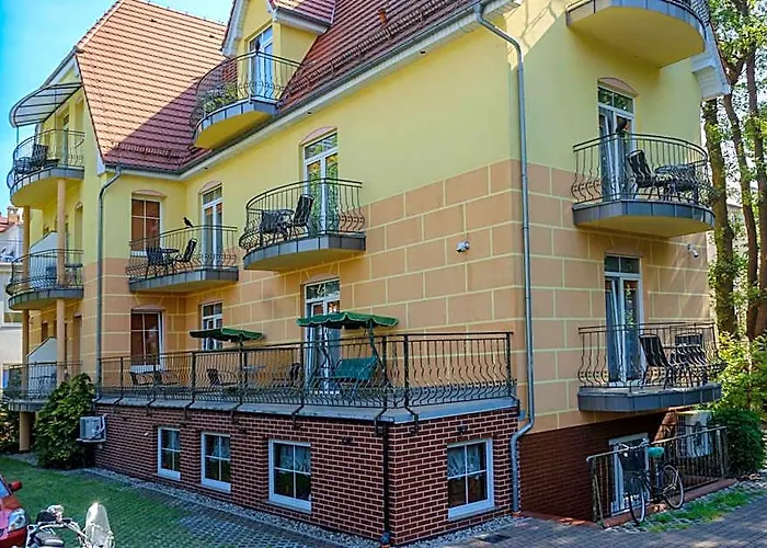 Hotel Cis