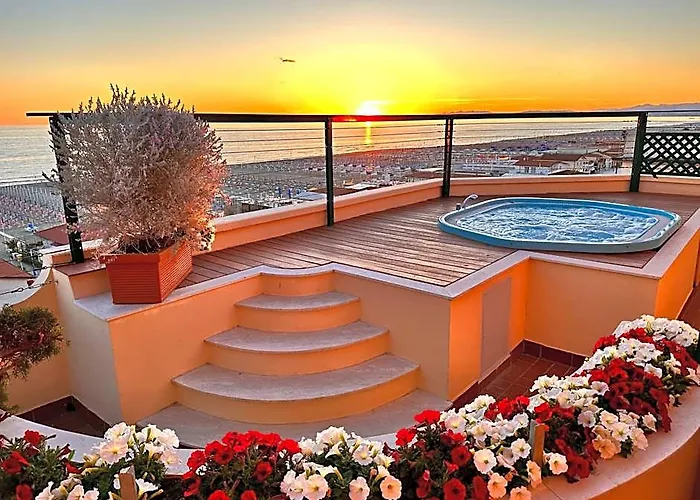 Piccadilly Penthouse With Jacuzzi