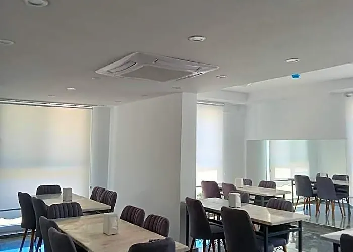 Grand Kose Airport Hotel